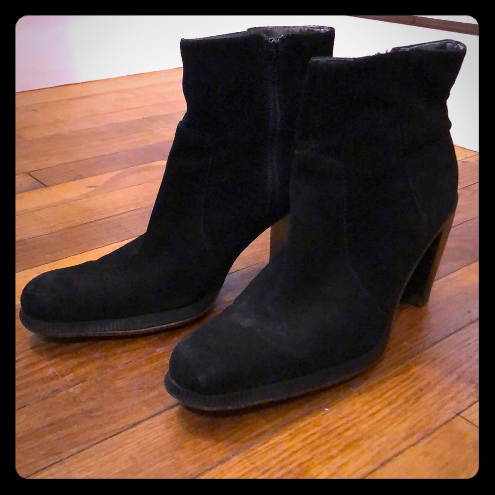 Cool Vintage Black Suede Boots